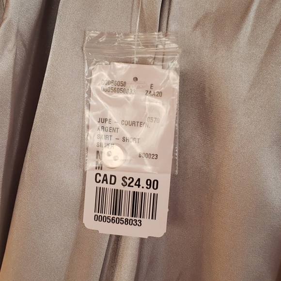 Pale blue, shimmery skirt, forever 21, size M - Picture 3 of 5